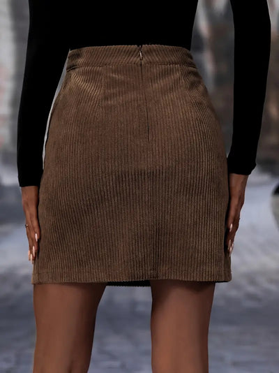 Damen Minirock aus Cord mit Seitenschlitz für den Sommer