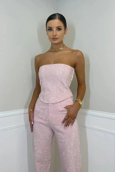 Zavando-der-Schulter-Jumpsuit – Glamouröses Erscheinungsbild mit funkelndem Stoff