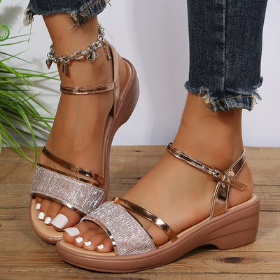 Zavando – Neue orthopädische Sandalen im römischen Stil