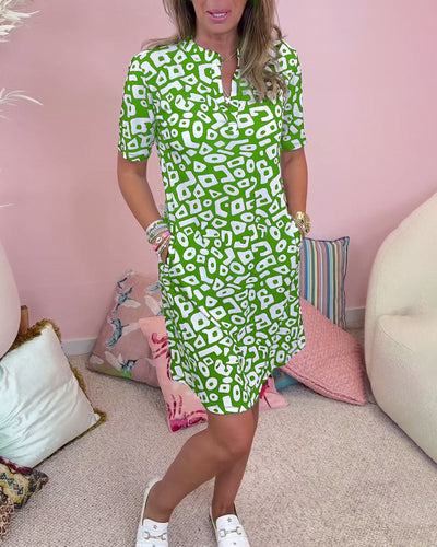 Zavando - Bedrucktes Kleid mit V-Ausschnitt und Taschen