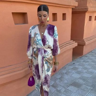 Zavando - Elegantes Kleid mit V-Ausschnitt
