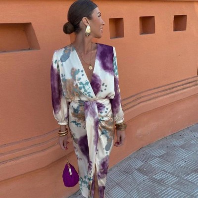 Zavando - Elegantes Kleid mit V-Ausschnitt
