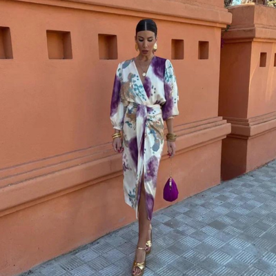 Zavando - Elegantes Kleid mit V-Ausschnitt