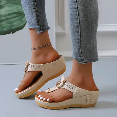 Zavando – Orthopädische Badesandalen