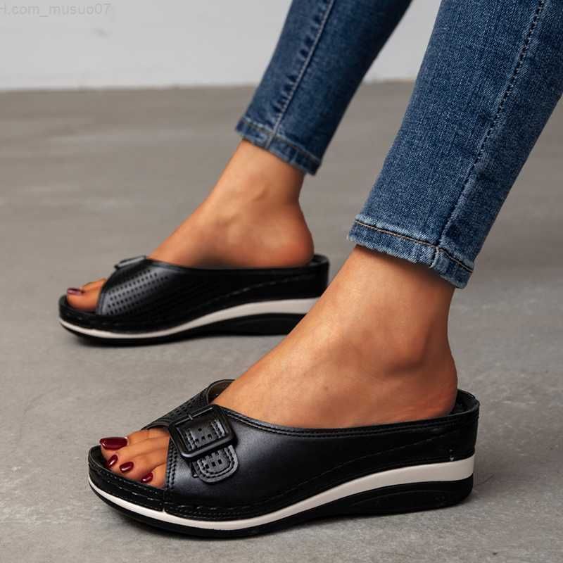 Zavando – Stylische orthopädische Sandalen