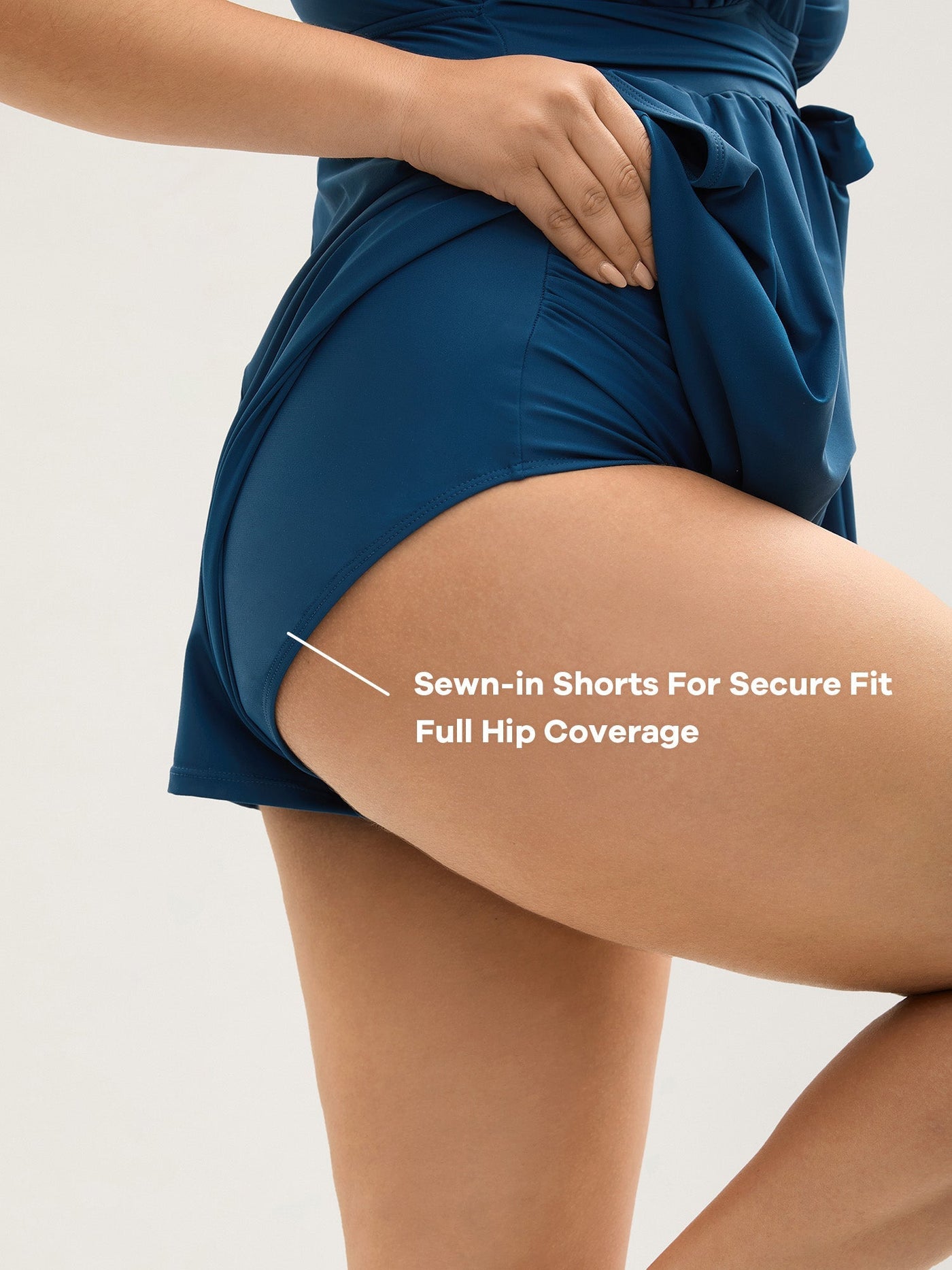 Zavando Einteiler-Badeanzug mit Wickelausschnitt und Gürtel