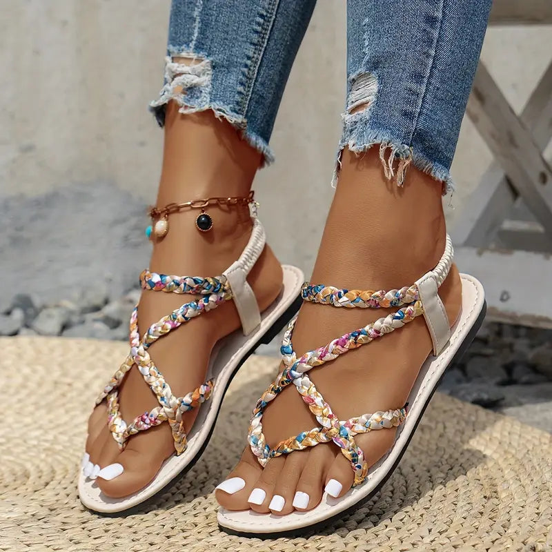 Zavando – Stilvolle Sandalen mit geflochtenen, mehrfarbigen Riemchen