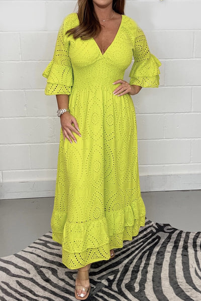 Zavando - Kleid mit V-Ausschnitt und floralem Muster