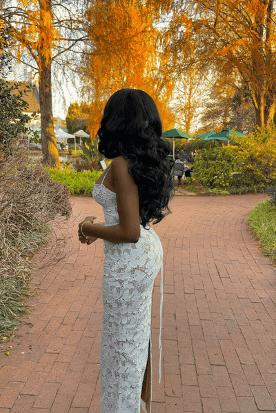 Zavando - Elegantes Maxikleid mit Spitzen-Details
