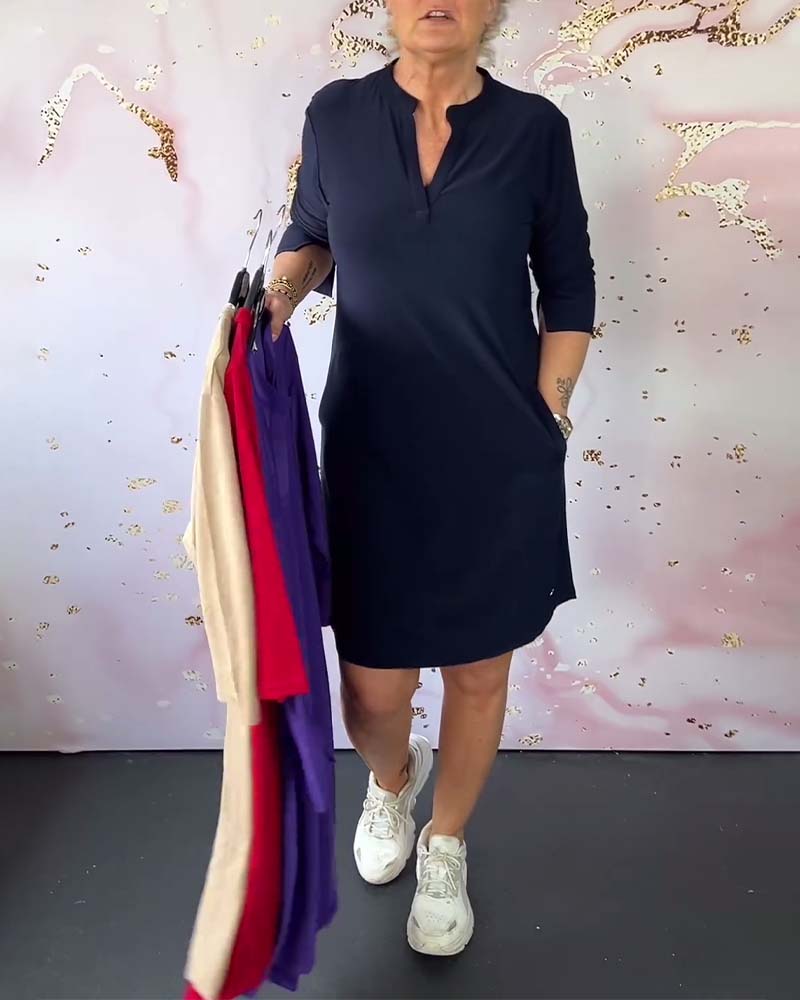 Zavando-Kleid mit einfarbigem V-Ausschnitt