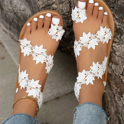 Zavando – Verspielte Schmetterlings- und Blumensandalen