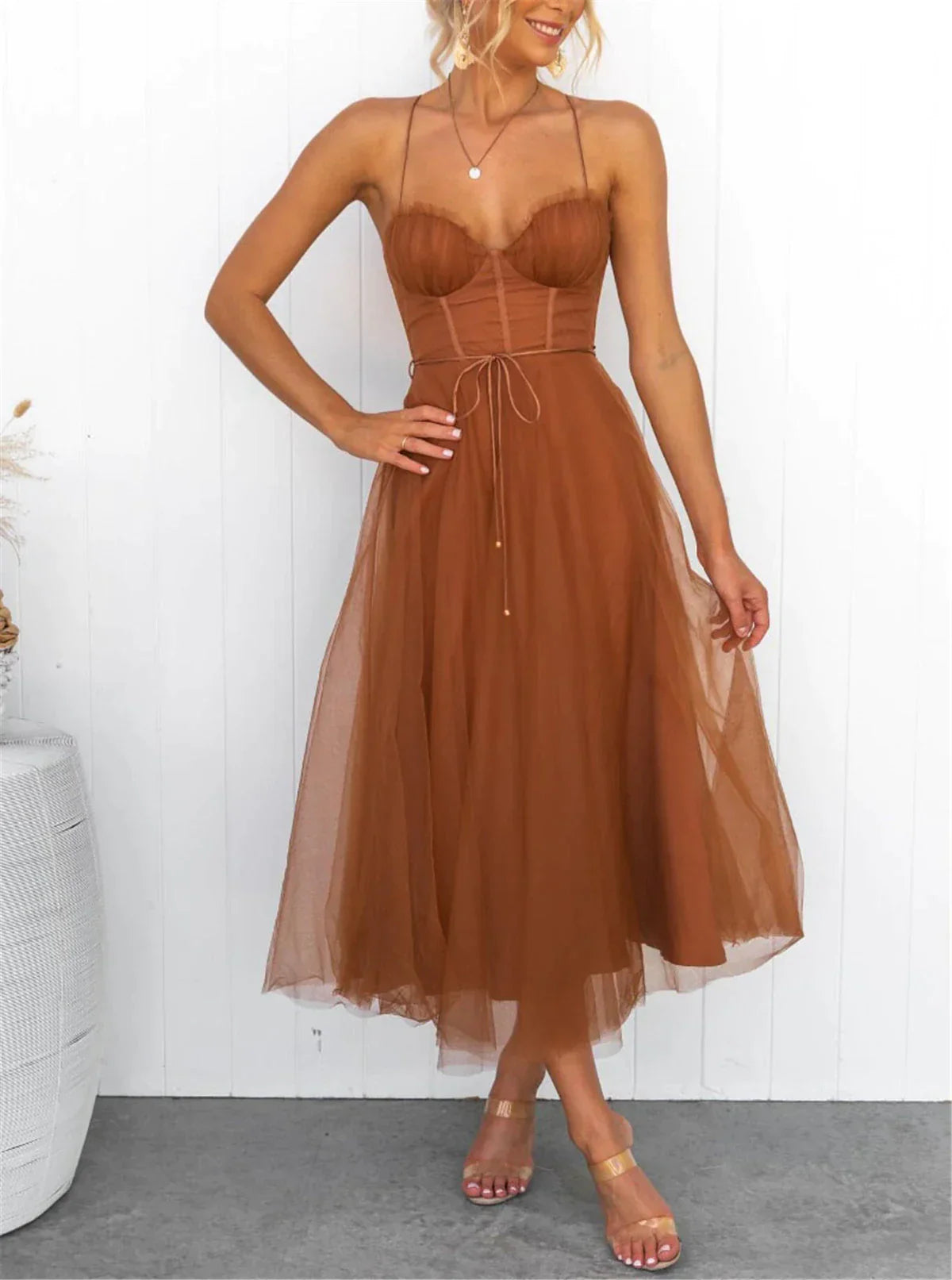Zavando – Traumhaftes Kleid im Korsett-Stil