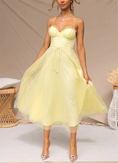 Zavando – Traumhaftes Kleid im Korsett-Stil