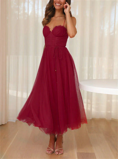 Zavando – Traumhaftes Kleid im Korsett-Stil