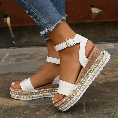 Zavando – Stylische und robuste Plateausandalen