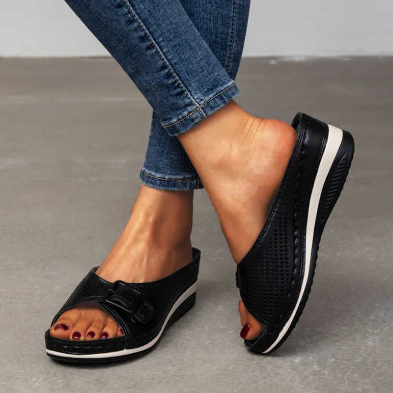 Zavando – Stylische orthopädische Sandalen