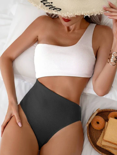 Zavando – Stylisches und sexy One-Shoulder-Bikini-Set