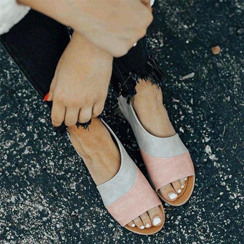 Zavando – Stilvolle zweifarbige Sandalen mit offener Spitze