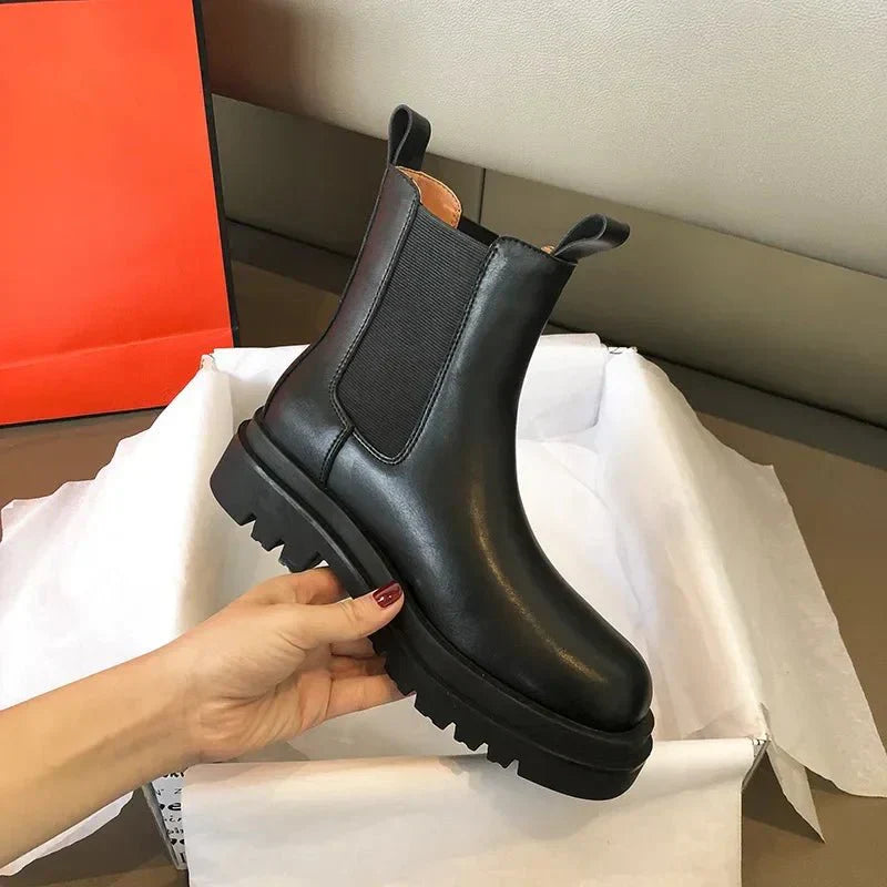 Schwarze Hohe Damenstiefel | Schlupfstiefel