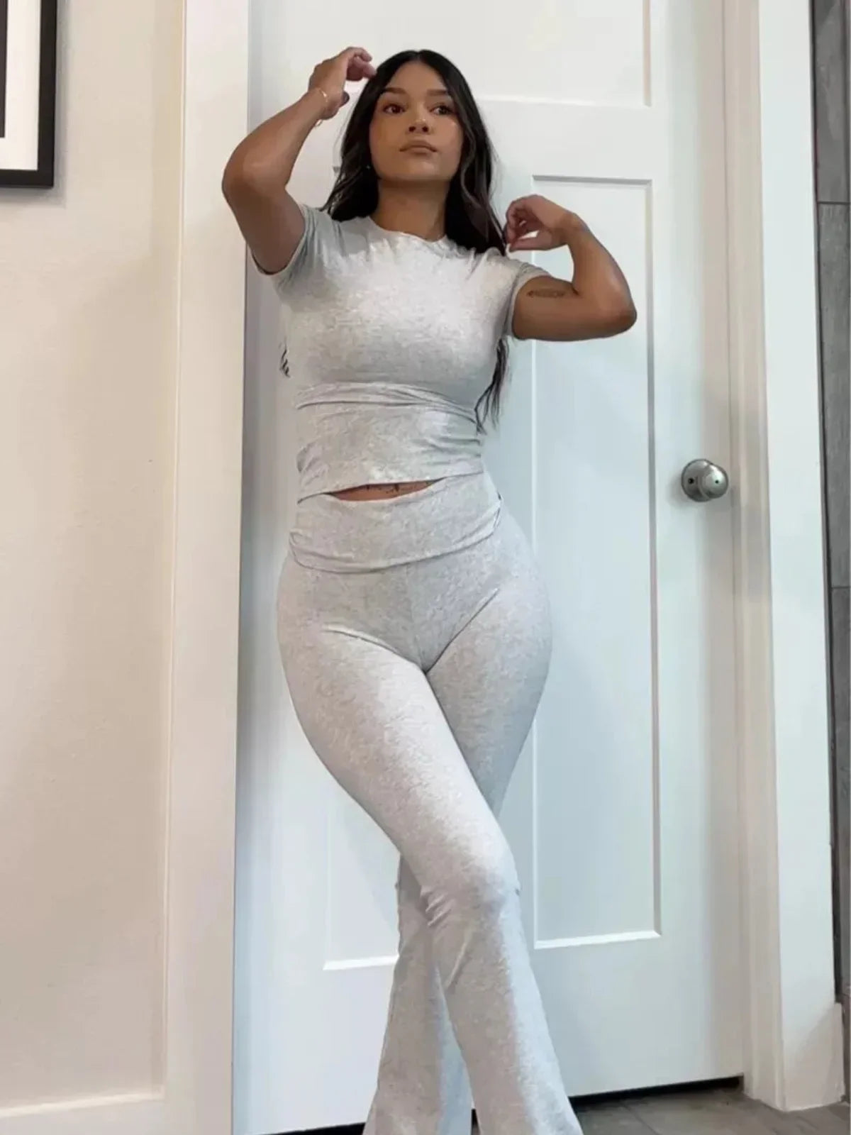 Zavando-Waist-Schlaghosen und Figurbetontes Top – Set