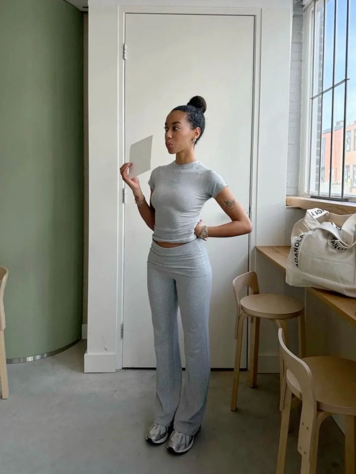 Zavando-Waist-Schlaghosen und Figurbetontes Top – Set