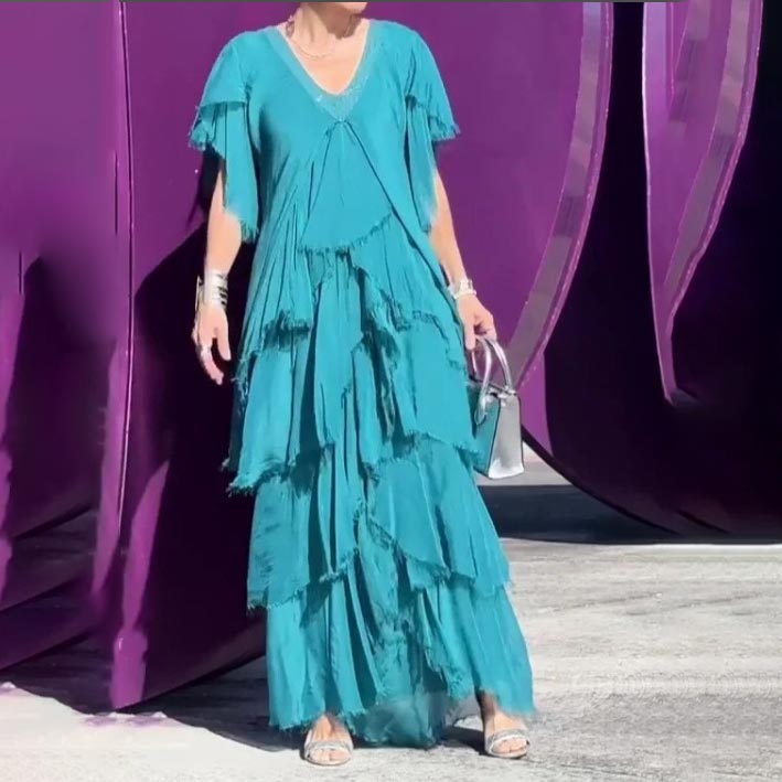 Zavando - Zeitlose Eleganz mit V-Ausschnitt