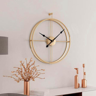 Nordische Wanduhr